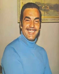 AYHAN IŞIK