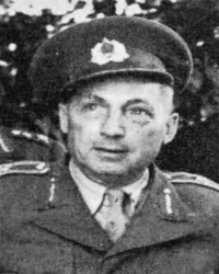 SALİH OMURTAK