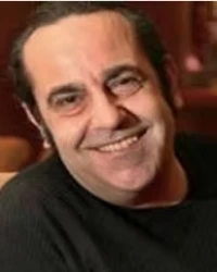 ÖZKAN UĞUR