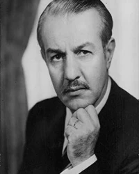 SUAT HAYRİ ÜRGÜPLÜ