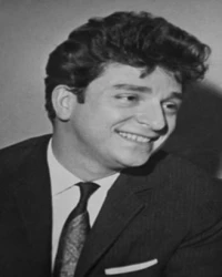 ZEKİ MÜREN