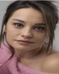 ÖZGE SEZİNCE VARLEY