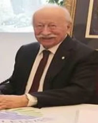 OKTAY EKŞİ