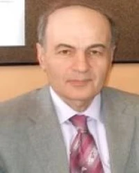 AHMET ÖZER