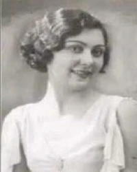 NAŞİDE SAFFET ESEN