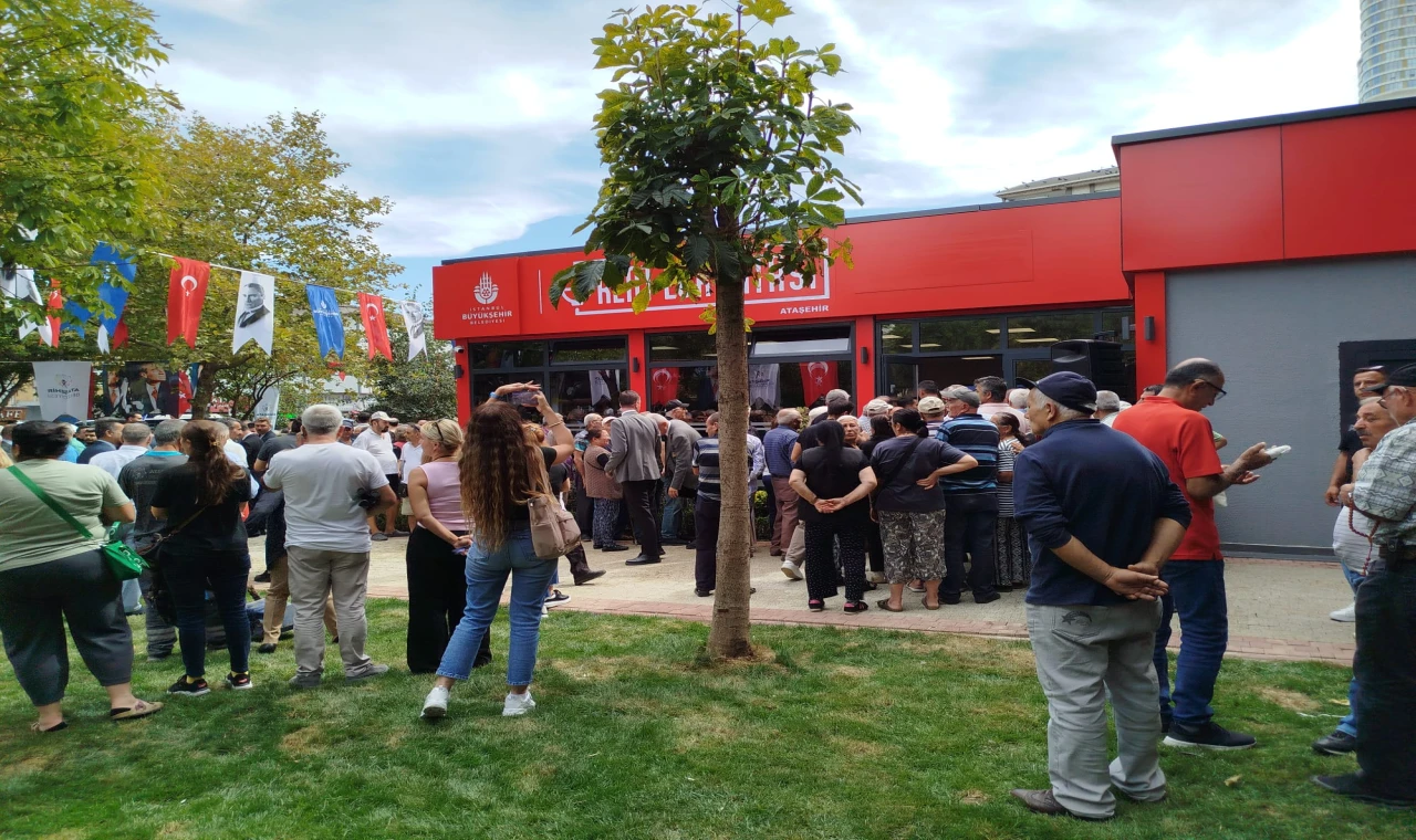 Ataşehir Örnek Mahallesi'nde Kent Lokantası açıldı