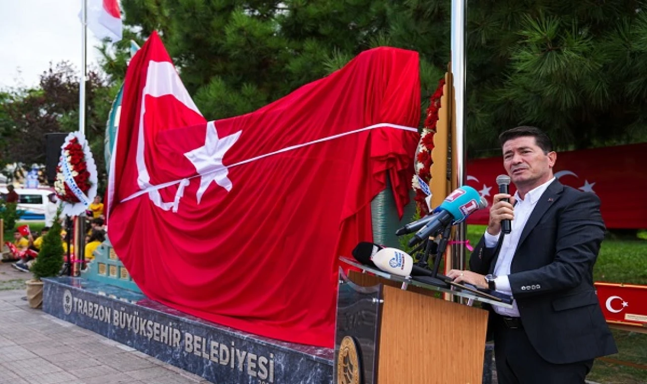 Ertuğrul Firkateyni şehitleri için anıt dikildi