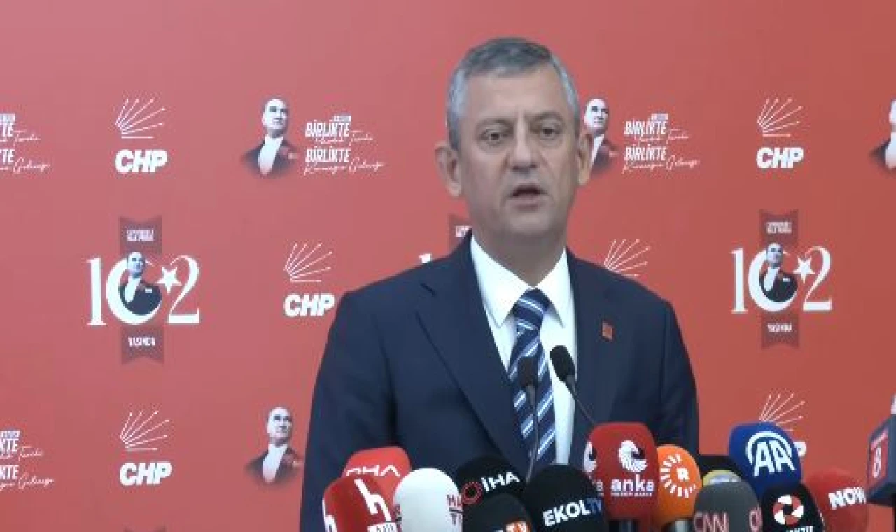 Özel, Kurultay Davası için resti çekti...