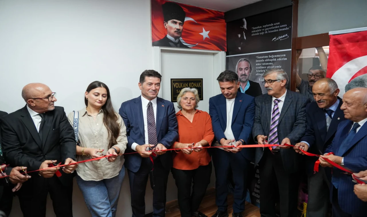 Trabzon Maçkalılar Kültür Derneği'nde Volkan Konak Odası açıldı