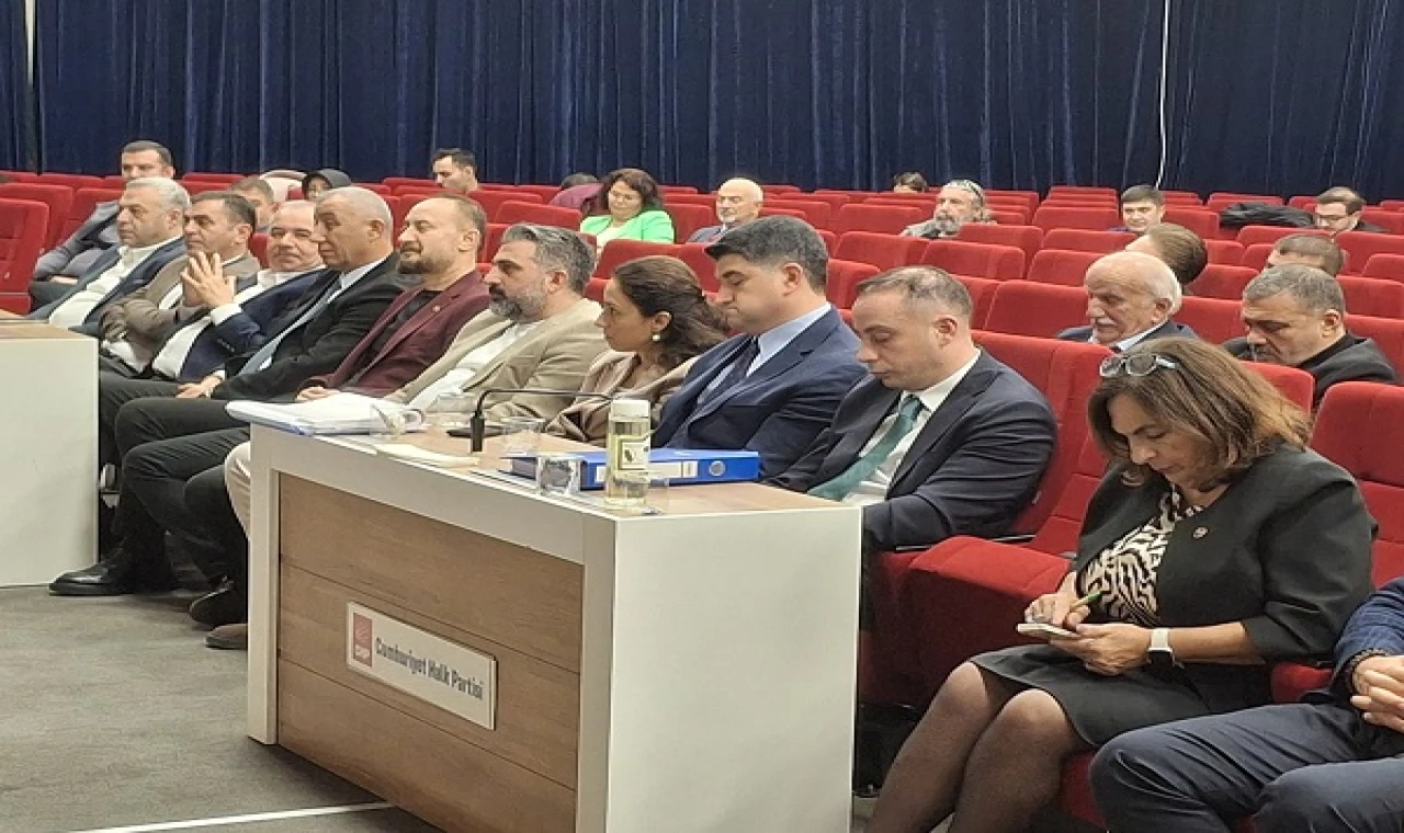 Ataşehir Belediye Meclisi üyeleri Aralık ayının önemli günlerini değerlendirdi