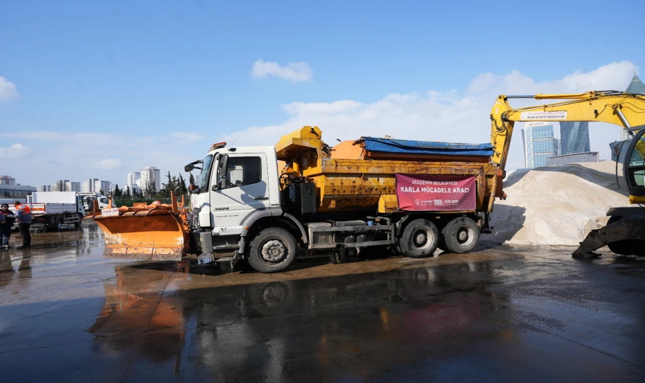 Ataşehir'de KAR için bütün ÖNLEMLER alındı