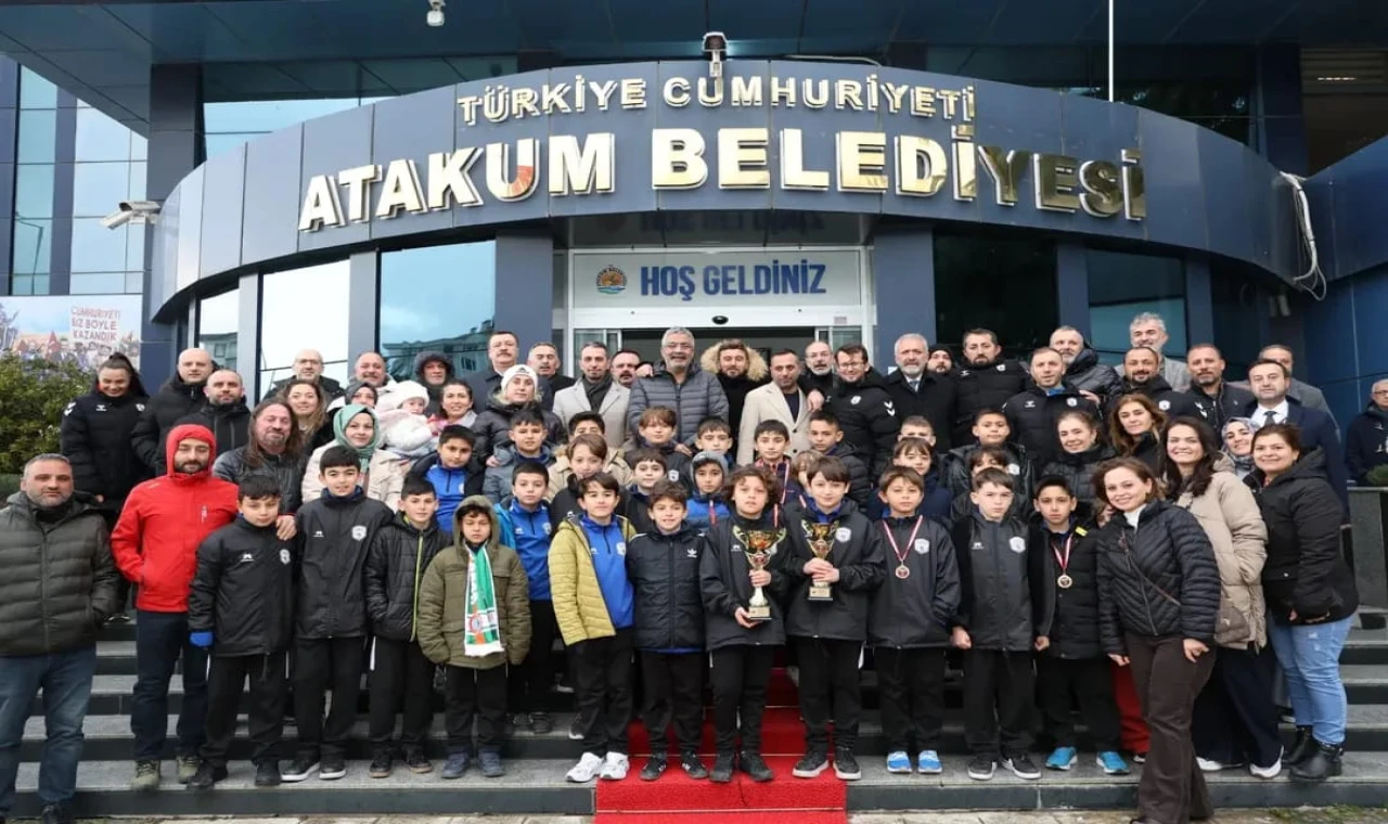 Atakum Belediyesinden şampiyonlara coşkulu karşılama