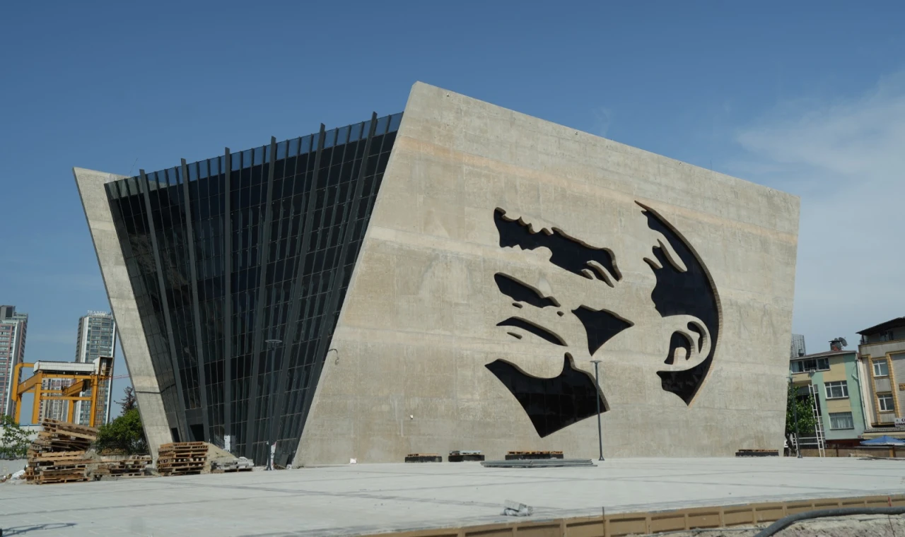 Hürriyet Yaşar yazdı...  ATATÜRK, “ÇIKMAZDAN KURTULUŞ DİL DEVRİMİ” DEDİ