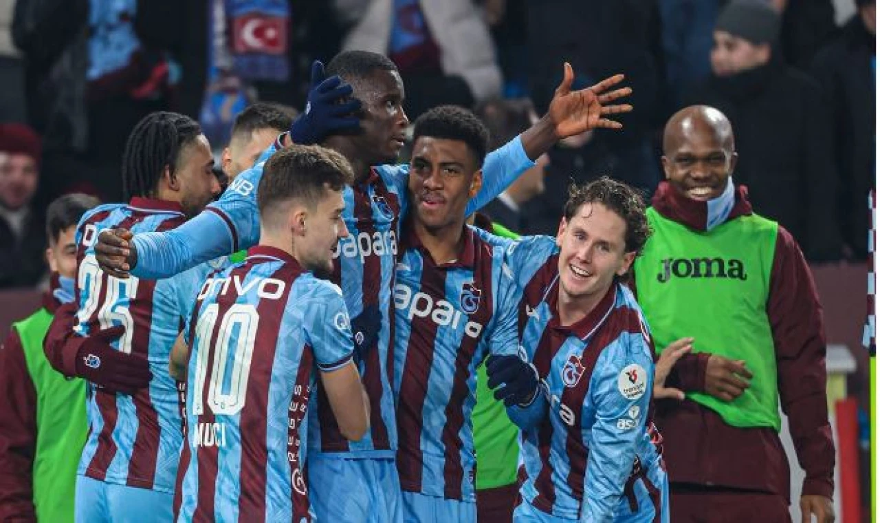 Trabzonspor Kasımpaşa karşısında 2 golle güldü