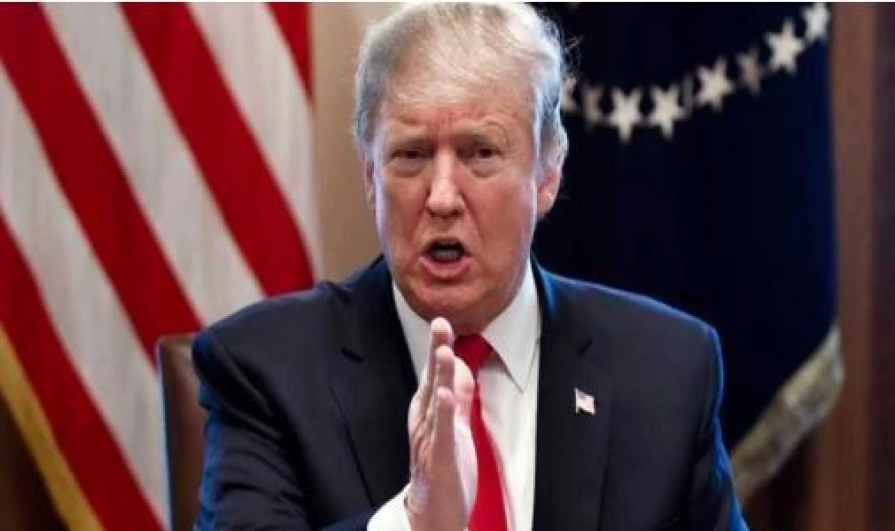 Trump açıkladı: Venezüela Başkanı'nı ve eşini yakaladık, esir aldık!