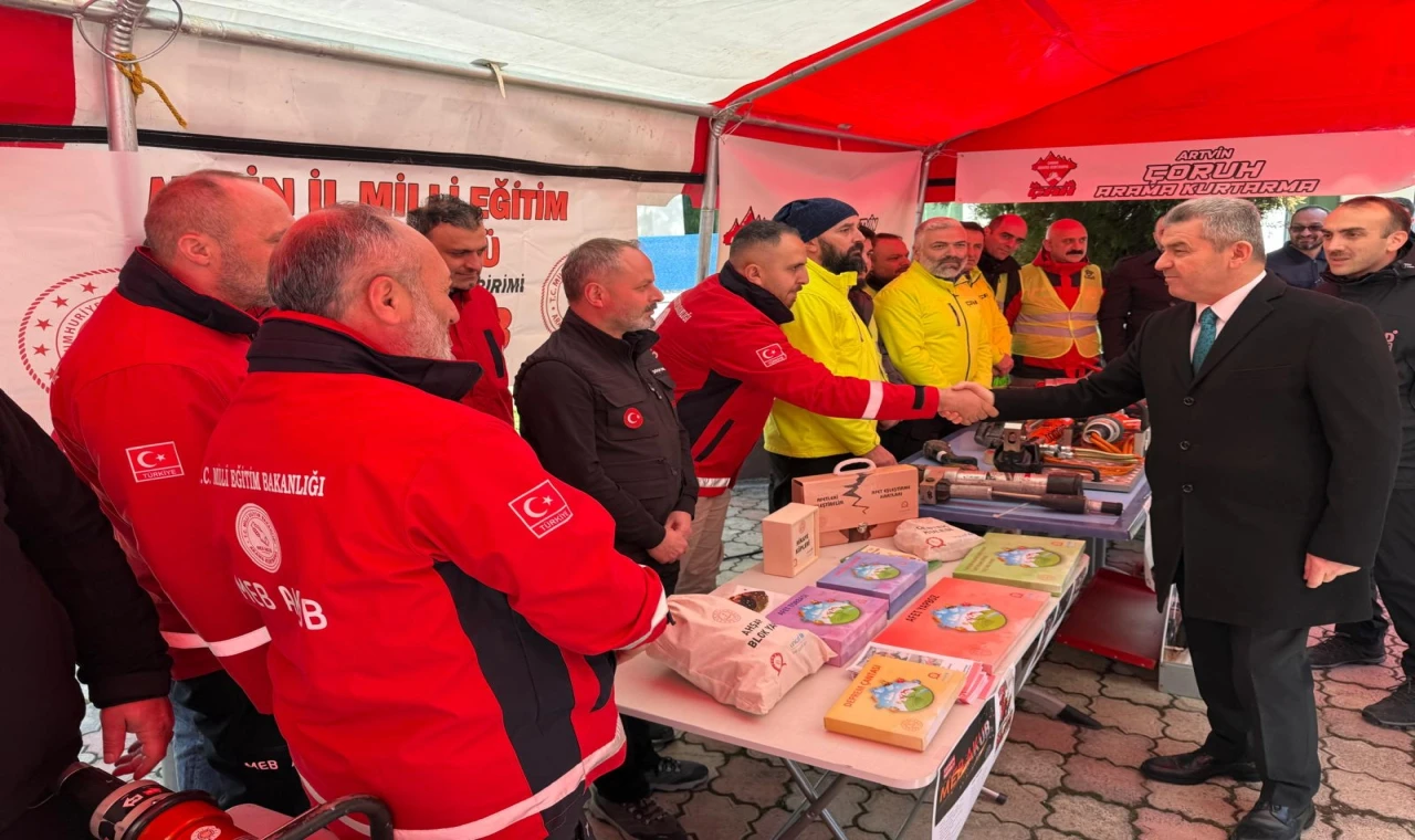 Artvin'de deprem farkındalık etkinliği