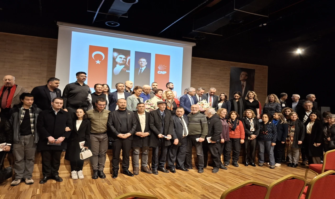 Fikri Sağlar'dan Ataşehir’de siyaset dersleri