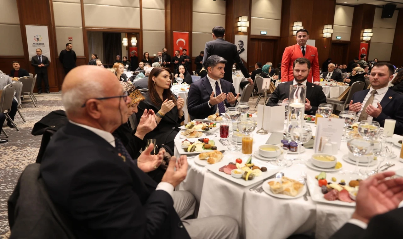 Şehit ve gazilerimizi için Ataşehir’de iftar