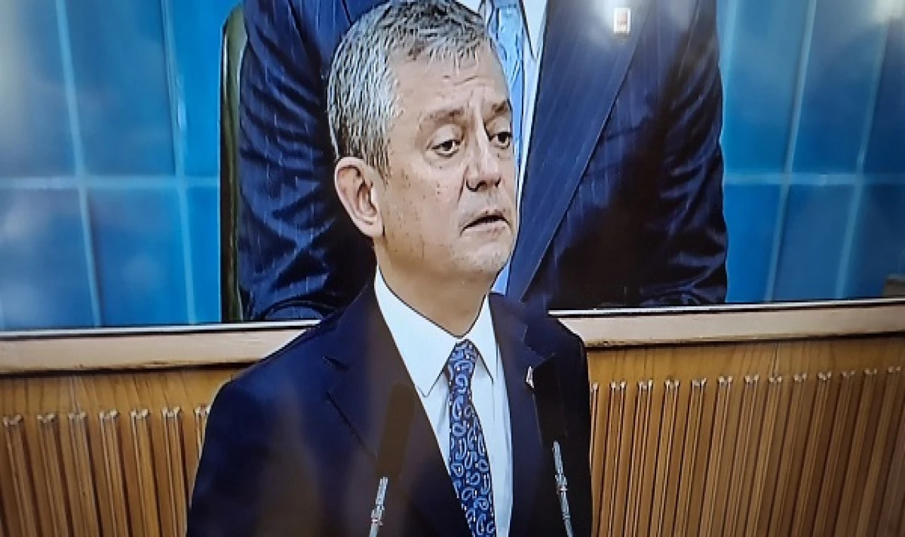 TBMM'de CHP'nin tarihi grup toplantısı, Özgür Özel konuştu