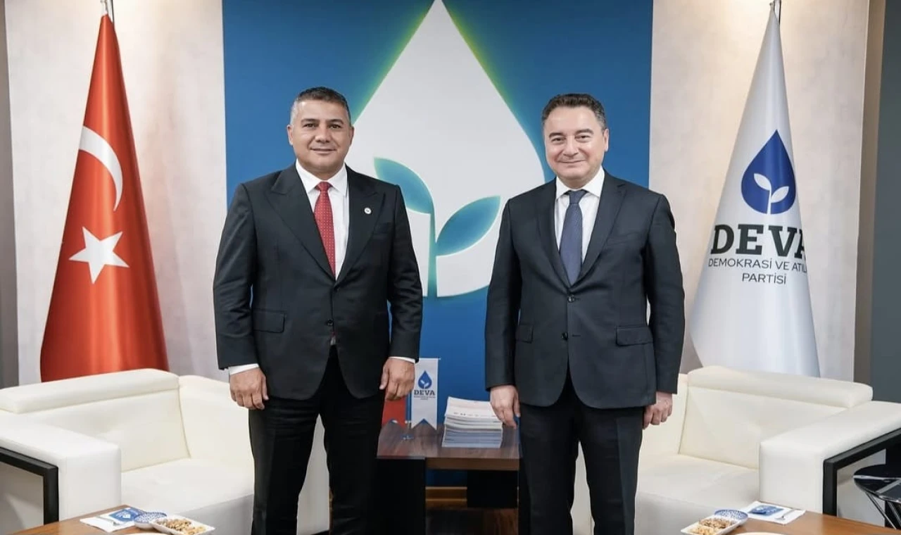 Yerli ve Milli Parti Genel başkanı Teoman Mutlu’dan Ali Babacan’a Ziyaret