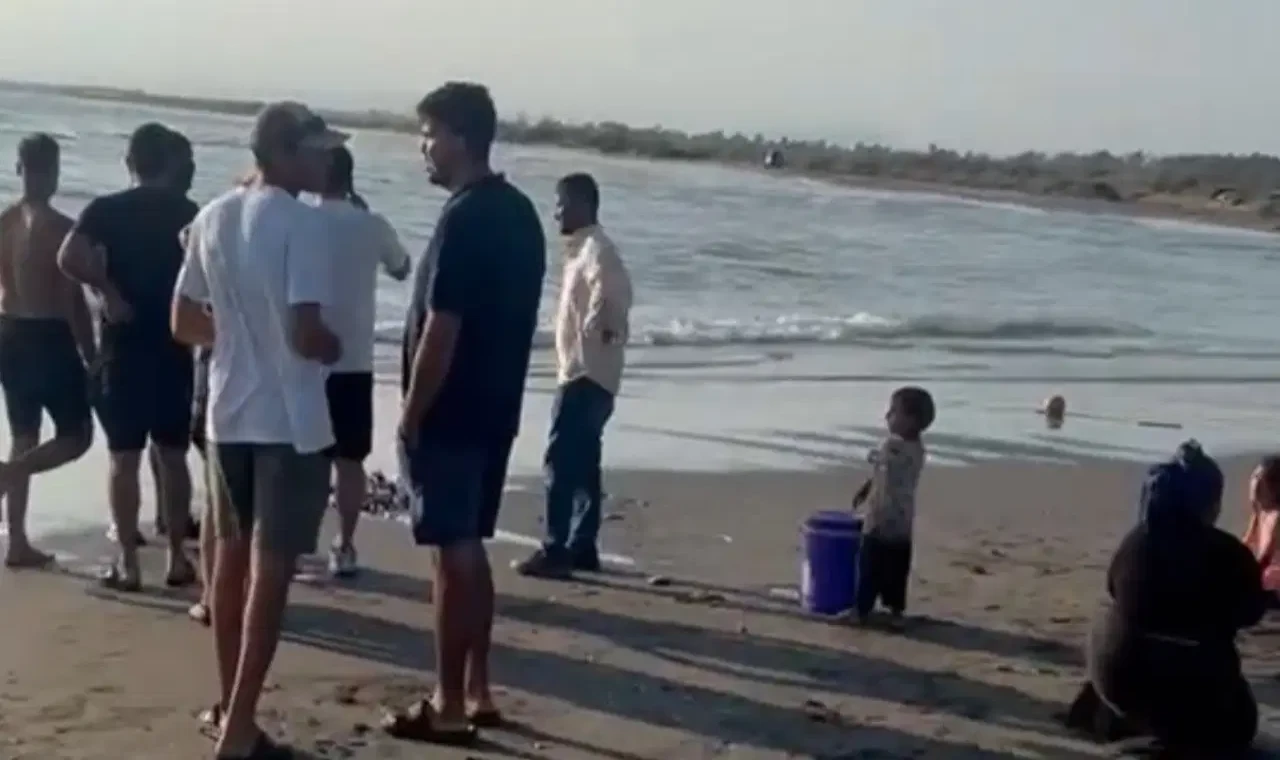 Denizde facia: Aynı aileden 3 kişi boğuldu, bir çocuk kayıp