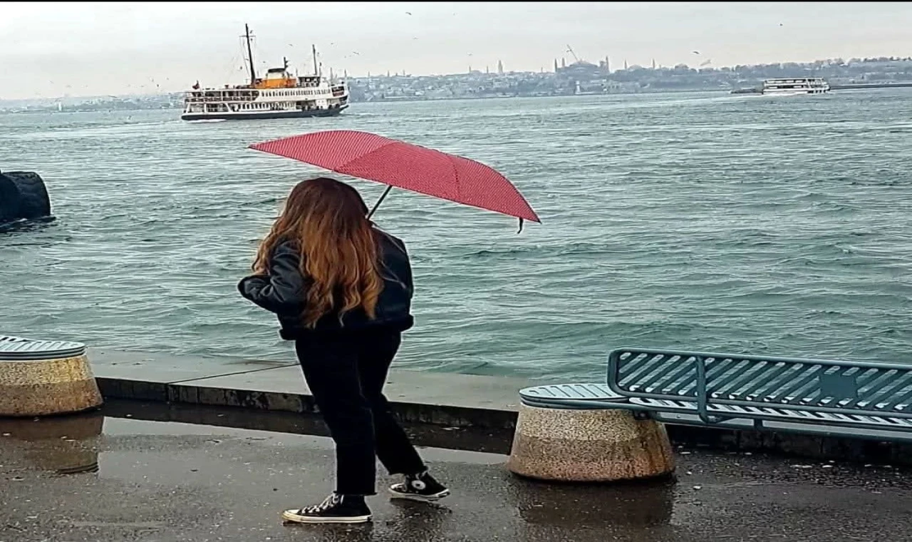 İstanbul'a 4 gün sürecek yoğun yağış geliyor