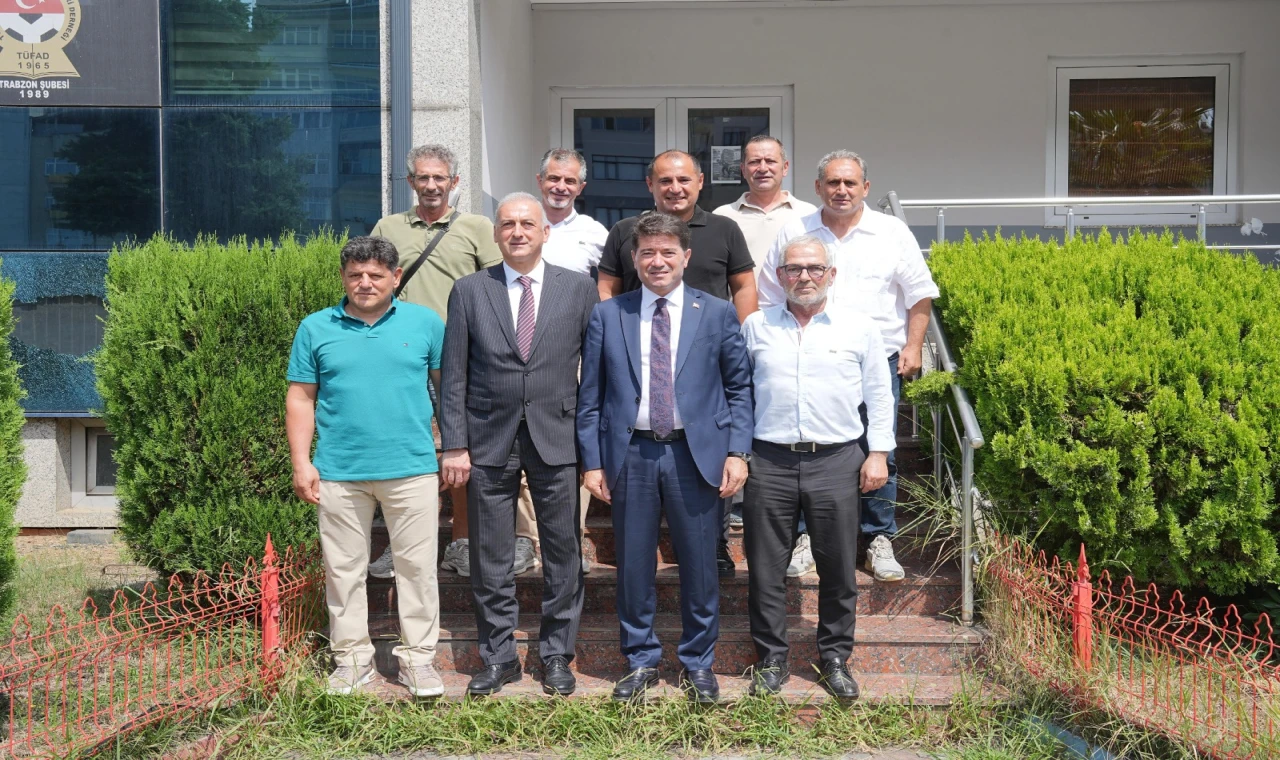 Başkan Kaya, TÜFAD Trabzon Şubesi'ni ziyaret etti