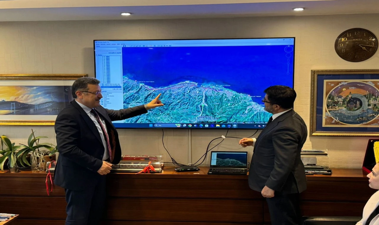 Trabzon'da raylı sistem için ilk kazma vuruluyor