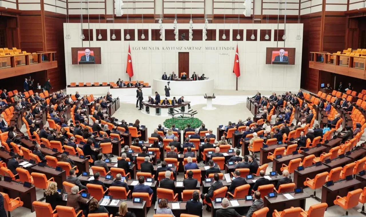 Fon yasası TBMM'de kabul edildi