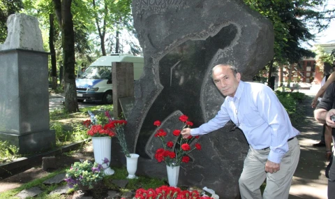 Alâettin Bahçekapılı’dan ‘Nâzım Sevdalıları’na MÜJDE VAR