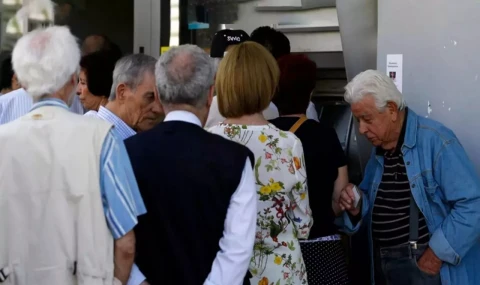 Emekli bayram ikramiyesinin 4 bin lira olması TBMM'de kabul edildi