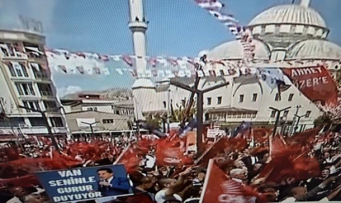 Özel'den CHP Van Mitingi'nde önemli mesajlar