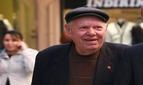Şair Özer Ciravoğlu'nu yitirdik