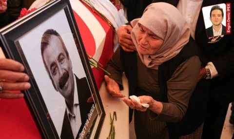 Sırrı Süreyya Önder son yolculuğuna uğurlandı
