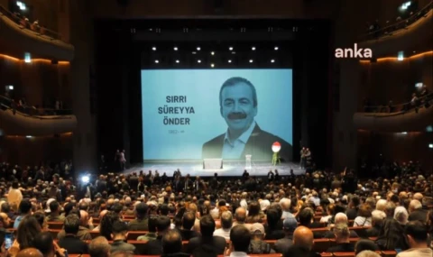 Sırrı Süreyya Önder son yolculuğuna uğurlanıyor...