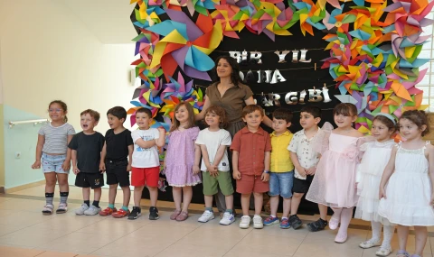 Ataşehirli miniklerin karne sevinci