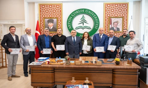 ARTVİN ÇORUH ÜNİVERSİTESİ'NDE PROJE GELİŞTİREN AKADEMİSYENLERE DESTEK