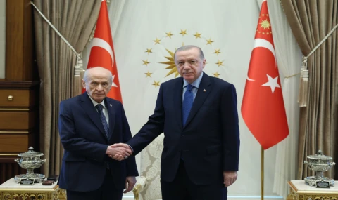 Beştepe'de sürpriz Erdoğan-Bahçeli görüşmesi