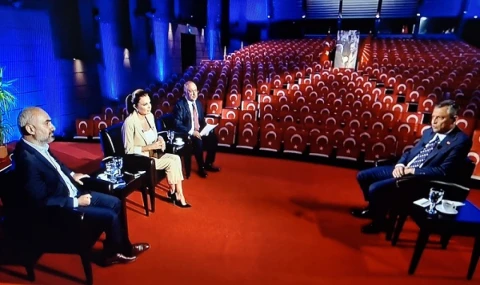 CHP Genel Başkanı Özgür Özel Halk TV'de!