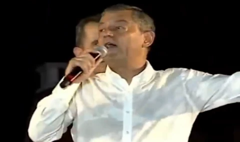 Özgür Özel, İmamoğlu ve Zeydan Karalar için mitingte...