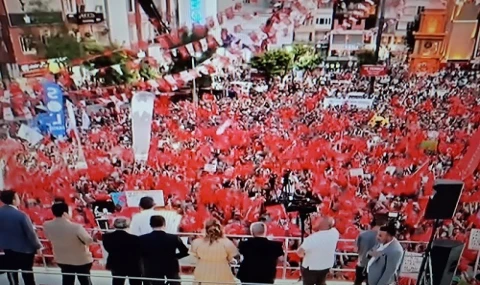 ÖZGÜR ÖZEL AKSARAY'DA: ASGARİ ÜCRET 7 ALTIN OLACAK