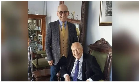Anısına: Hıfzı Topuz 100 yaşında: Gazeteciliğin Everest’i
