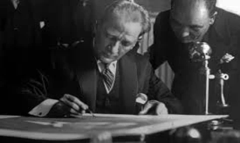 Atatürk ve Öztürkçe tartışması: Tarihi tersine çevirdi... Hürriyet Yaşar yazdı