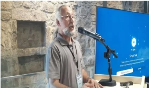 Belgelikten: Prof. Aydın Ayan 'Bedri Rahmi resme de şiire de renk kattı' dedi