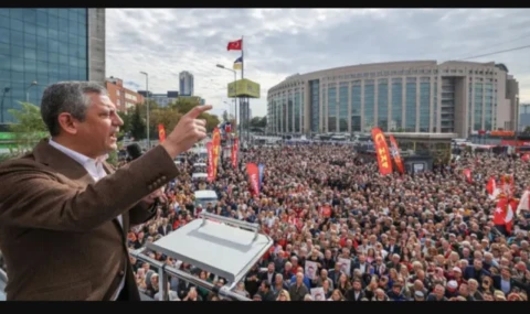 İmamoğlu ifade verirken CHP Çağlayan’da dev bir gövde gösterisi yaptı