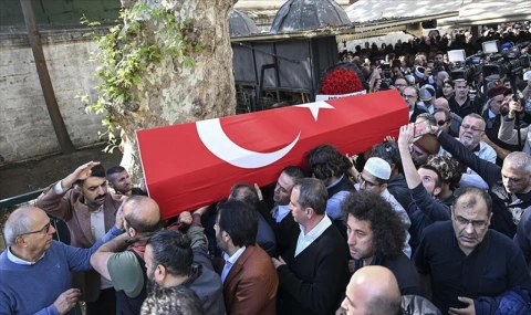 'Neyzenlerin Kutbu' Niyazi Sayın toprağa uğurlandı