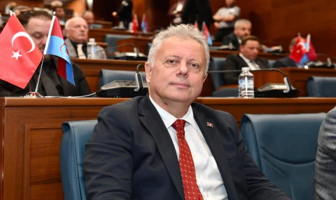 CHP'li Zorlu, Yerel Tiyatroların sahne sıkıntısını gündeme getirdi
