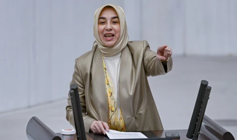 AK Partili Özlem Zengin'in kardeşi Tokat Üniversitesi Hastanesi'ne başhekim olarak atandı