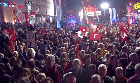 CHP Lideri Özel, Güngören Mitinginde CHP'nin Asgari Ücretini açıkladı