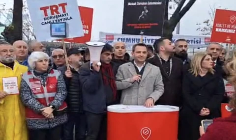 CHP’den İstanbul'da 'Gerçekleri Bilmeye Hakkınız Var'  ortak açıklaması: 'Bu mücadele yarım kalmayacak'